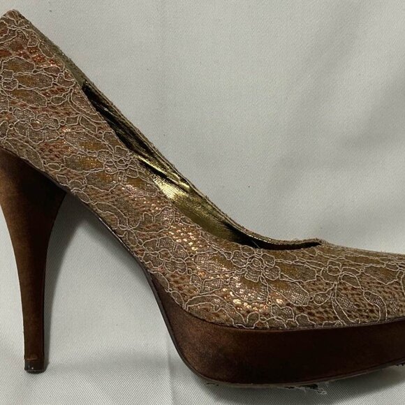 Zigi Soho - Nude and Gold Lace Heels - Picture 5 of 5